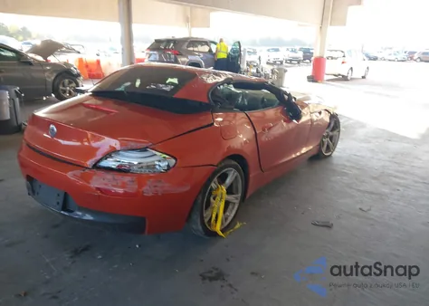 2014 BMW Z4 Sdrive28I z USA, uszkodzony, nr VIN WBALL5C58EJ105621